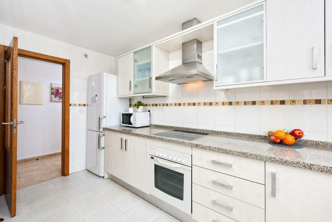 Wintowinrentals Best Location, Beach, Pool & Parking Rincon de la Victoria Bagian luar foto