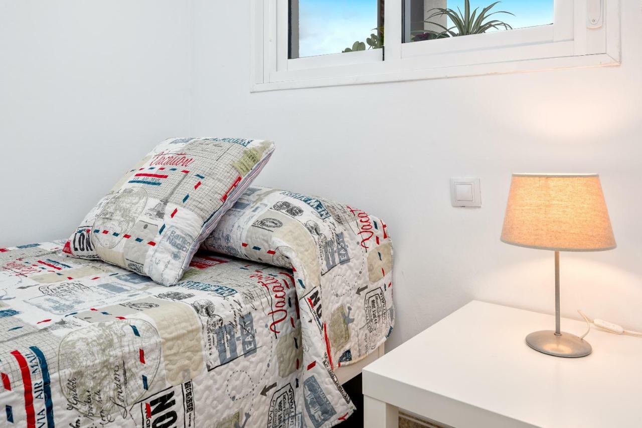 Wintowinrentals Best Location, Beach, Pool & Parking Rincon de la Victoria Bagian luar foto